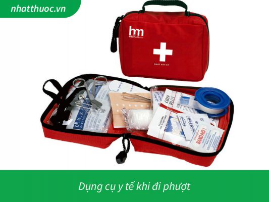 Dụng cụ y tế khi đi phượt